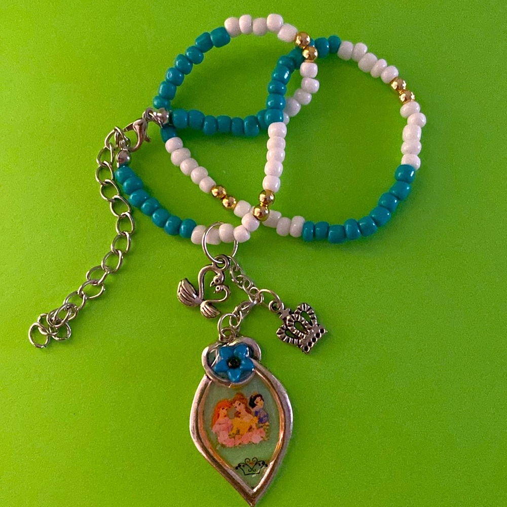 Beaded Necklace with a Princesses
